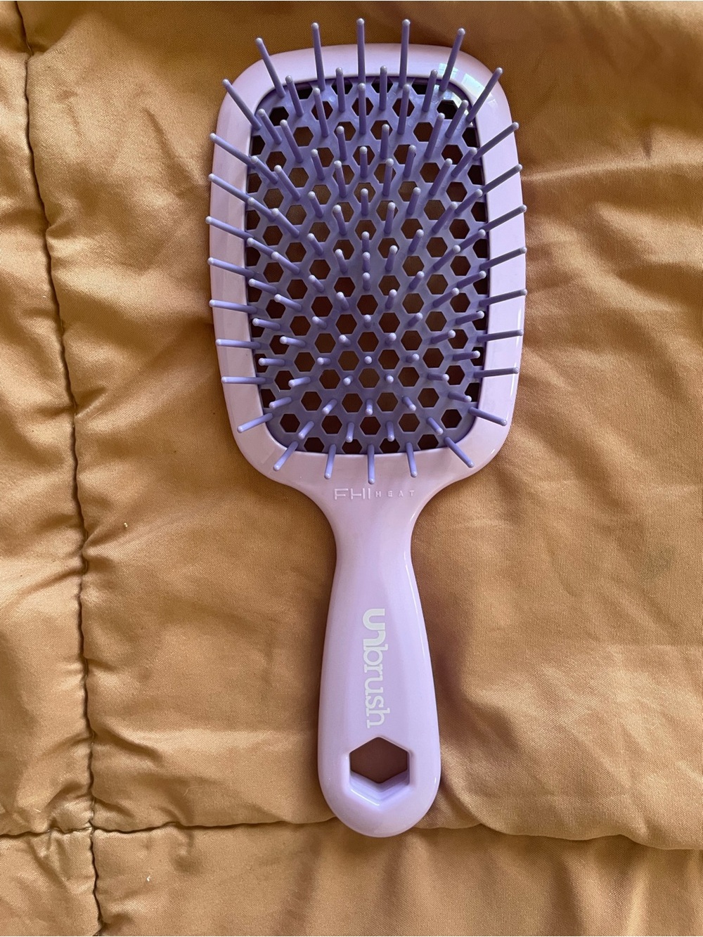 Unbrush Hair Brush in Lavender